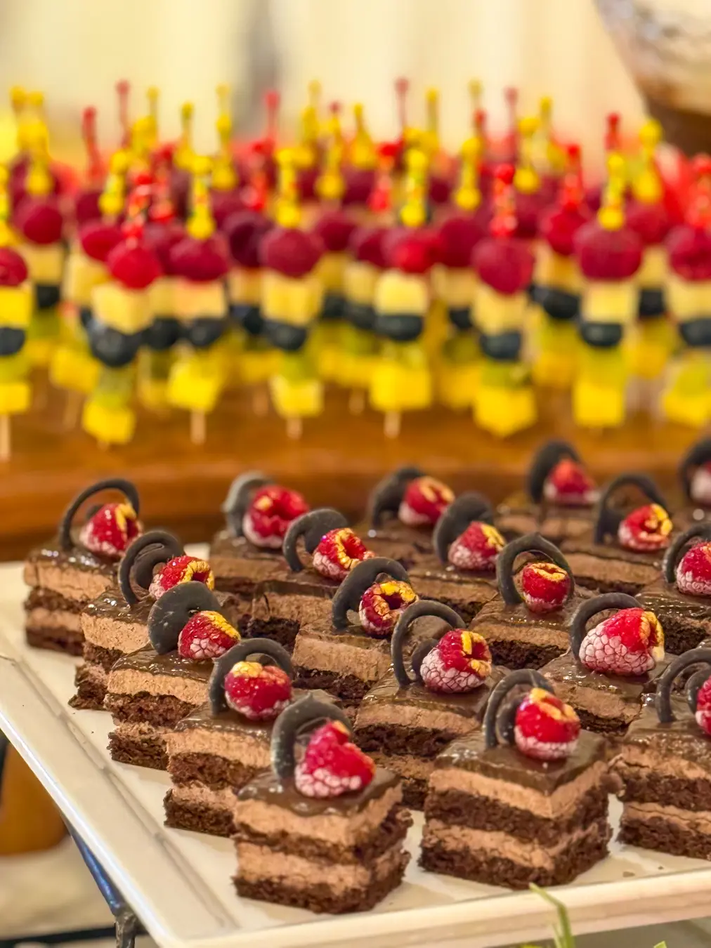 Pâtisseries présentées au buffet dîner Pensée